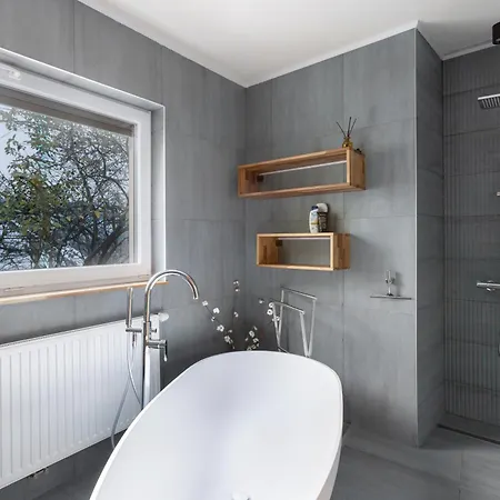 Prázdninový dům Lagom - Hot Tub Hideout *