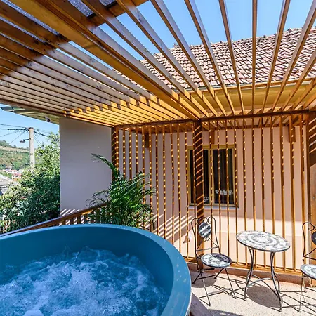 Lagom - Hot Tub Hideout Dom wakacyjny