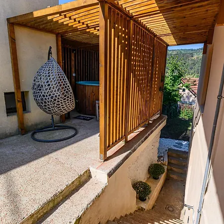 Lagom - Hot Tub Hideout Hébergement de vacances *