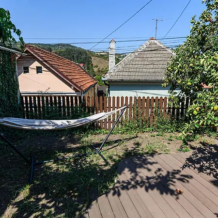 Prázdninový dům Lagom - Hot Tub Hideout *