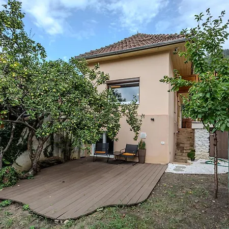 Dom wakacyjny Lagom - Hot Tub Hideout