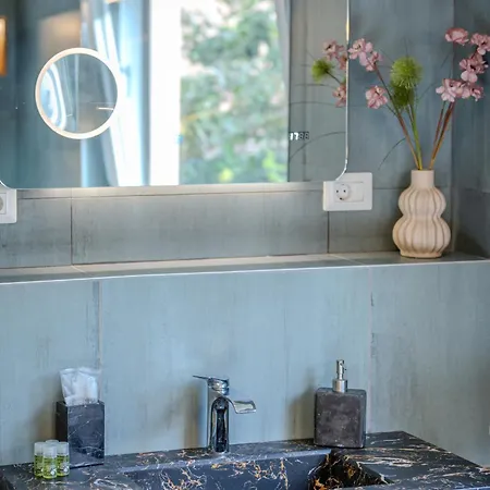 Lagom - Hot Tub Hideout * Braszów