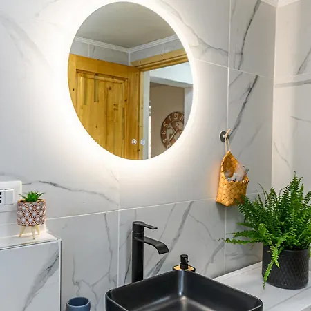 Lagom - Hot Tub Hideout Hébergement de vacances *