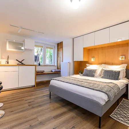 Lagom - Hot Tub Hideout Dom wakacyjny Braszów