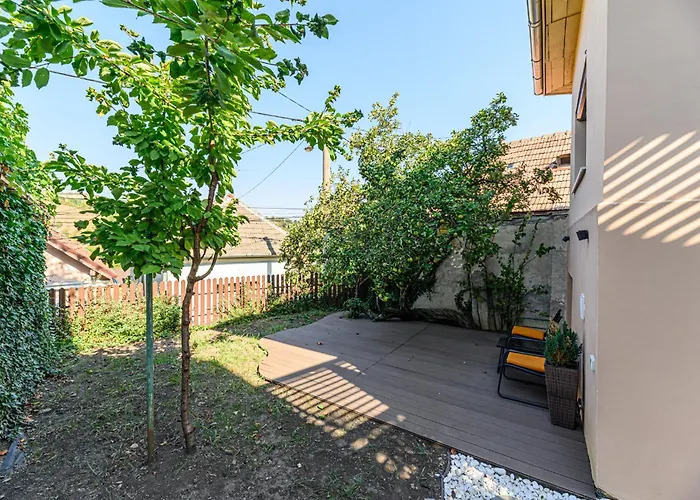 Lagom - Hot Tub Hideout * Braşov