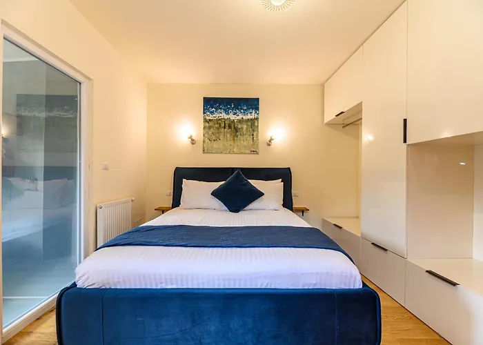 Lagom - Hot Tub Hideout * Braşov