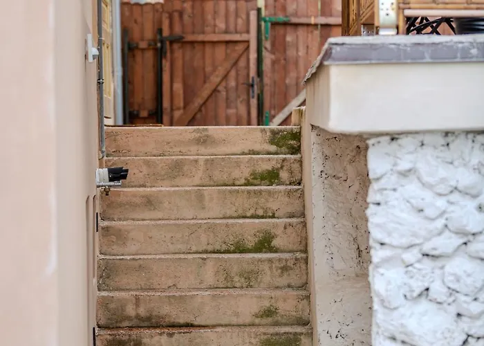 Feriehus Lagom - Hot Tub Hideout *