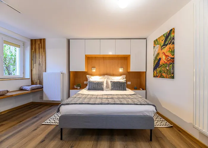 Lagom - Hot Tub Hideout Feriehus Braşov